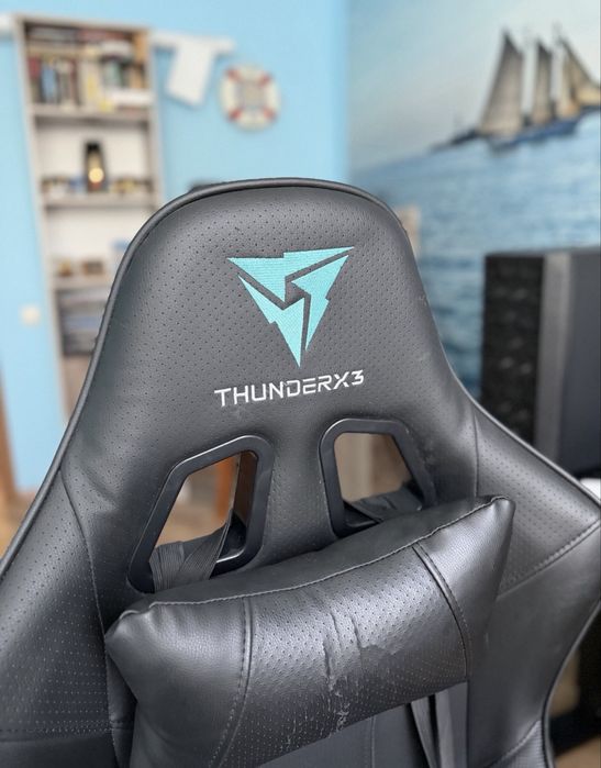 Игровое кресло Thunder X3