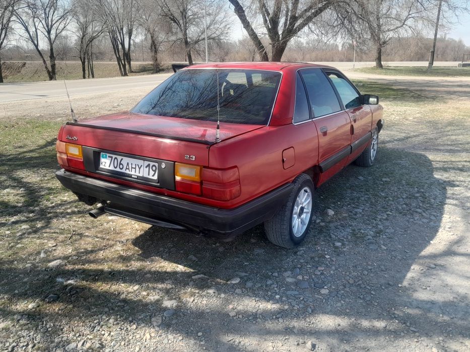 Продам. Ауди 100