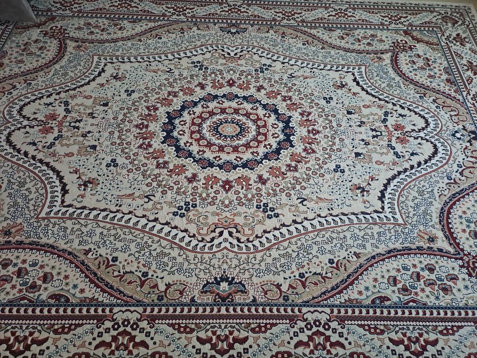 Ковёр. Турецкого производства