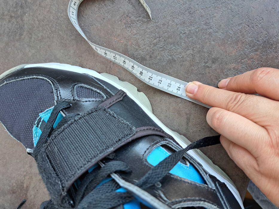 маратонки за момче,кожени кецове,спортни обувки Nike,найк,номер 38,5
