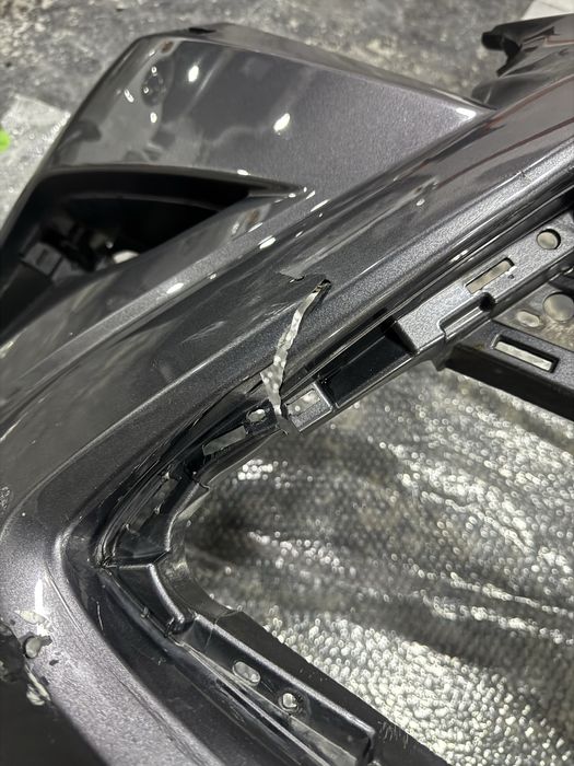 Lexus 460 banfer buvu