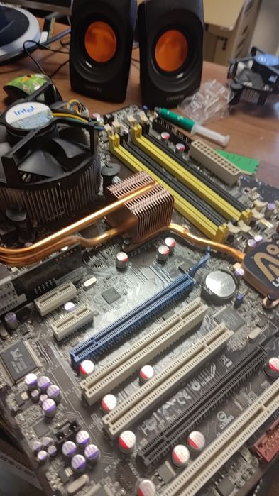 Asus P5K Premium + Core 2 Duo E8600 – kit complet, testa