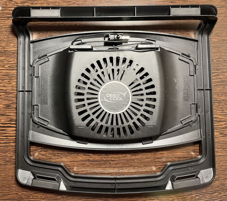 Охлаждаща поставка DeepCool N200