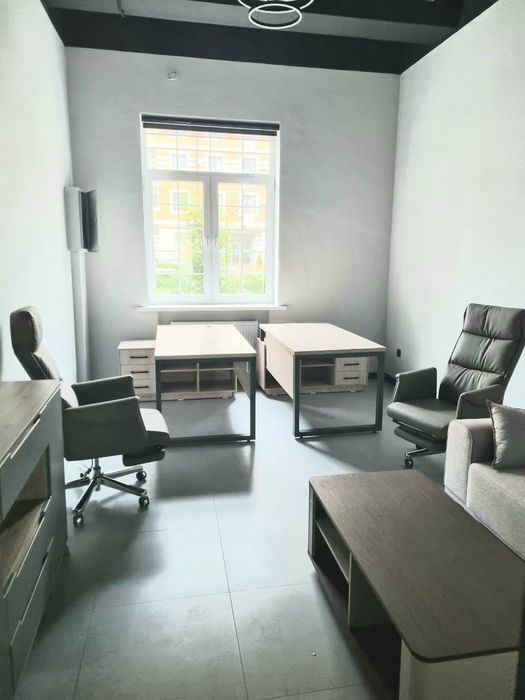 Комерческое пом-ние 208кв.1эт+цоколь ЖК "Гринвич" вдоль дороги