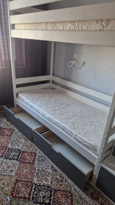 Кровать двухярусная