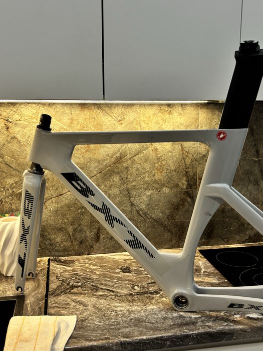 Продам бхт карбоновый