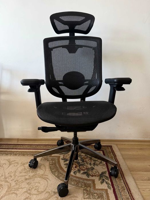 Ергономичен работен стол SecretLab NeueChair Obsidian