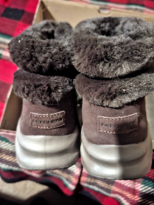 Зимни боти Skechers