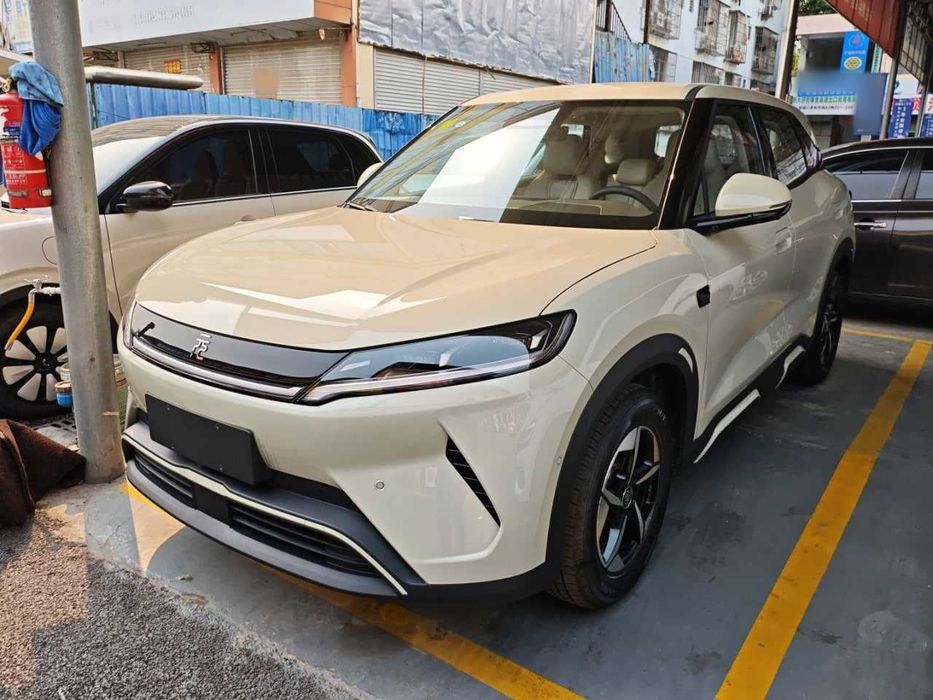BYD Yuan UP Intelligent Driving Version 401 KM Dynamic Edition