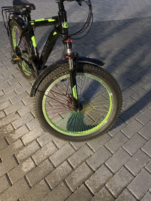 Велосипед BONVI, почти новый, 2 амортизатора, широкие шины