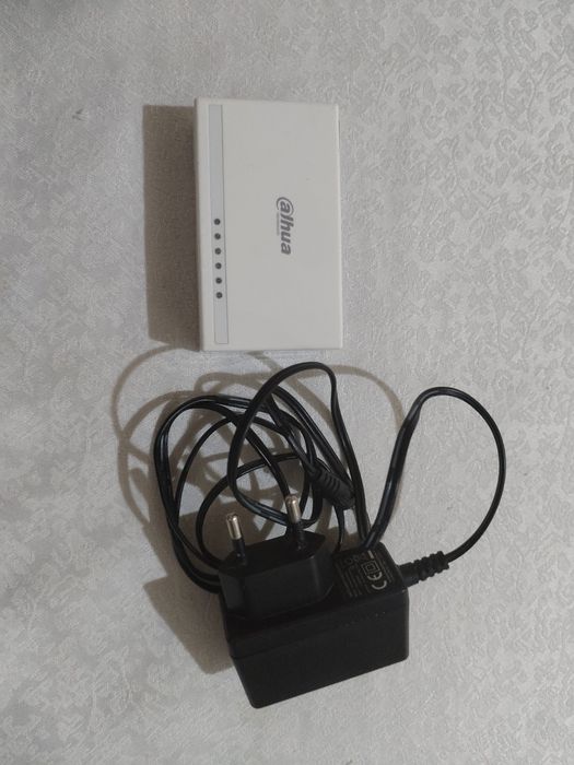 Kommutator (5-portli) Dahua DH-PFS3005-5ET-L