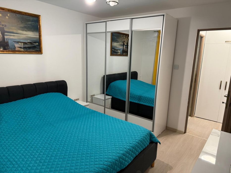 Apartament 2 camere, etaj 1, Zona Rotonda, (vis-a-vis de McDonalds)