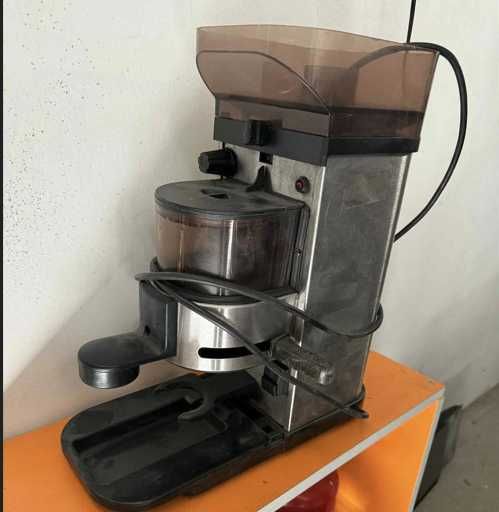 Кафемелачка La Cimbali