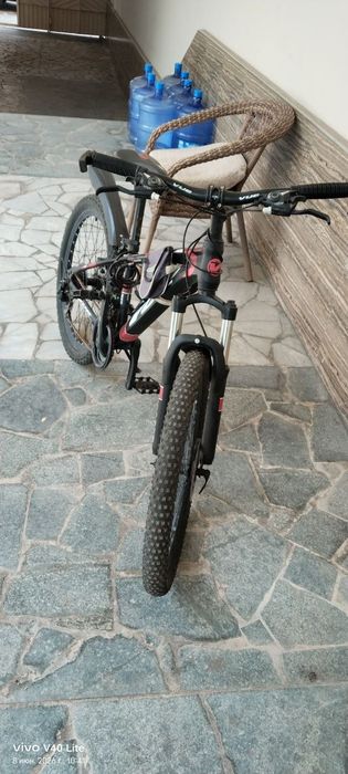 Ideal holatdagi VUE tezyurar velosipedi