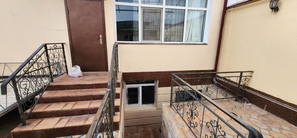 Katej sotiladi chutqara yul yoqasida