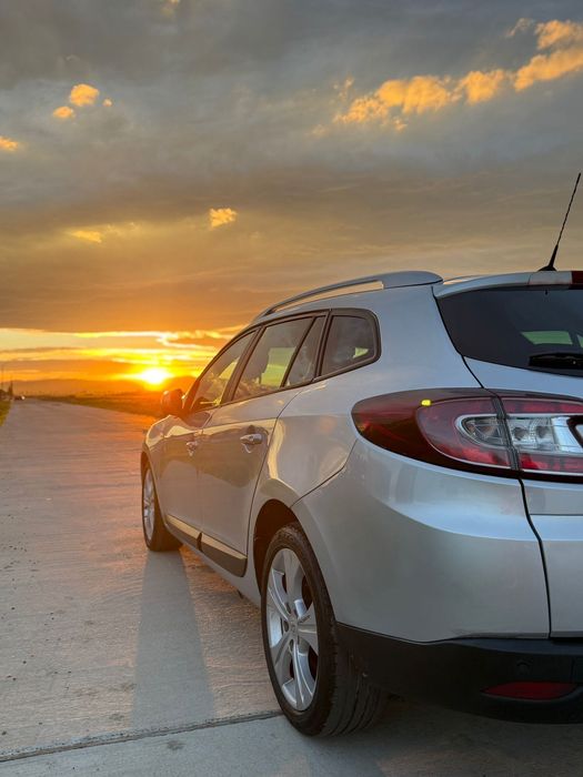 Renault Megane 3 Break 1.5 dCi 110 CP Keyless | CarPlay | Ambreiaj+Distributie Noi+Turbina si injectoare reconditionate