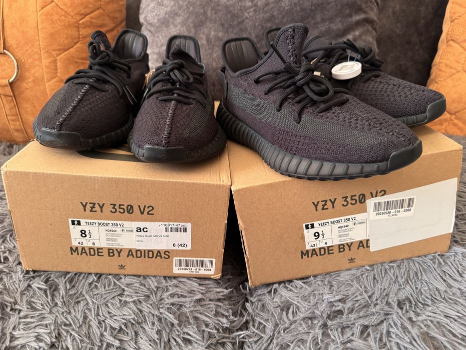 Adidas Yeezy 350 V2 Onyx 42, 42 2/3, 43 1/3