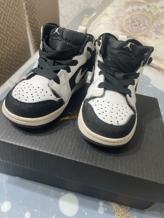 Кроссовки детский 24