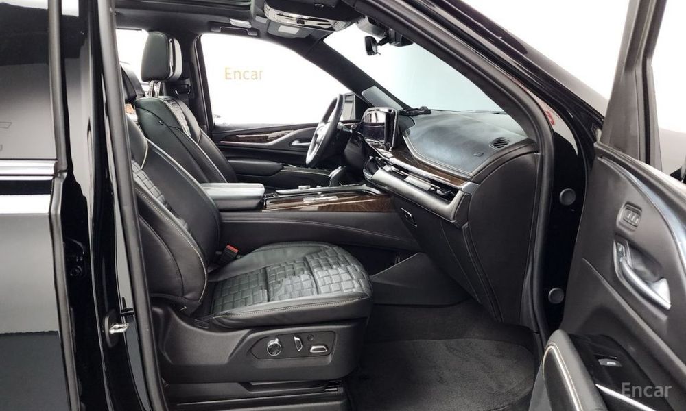 Cadillac Escalade 6.2 Premium Luxury Platinum срочно