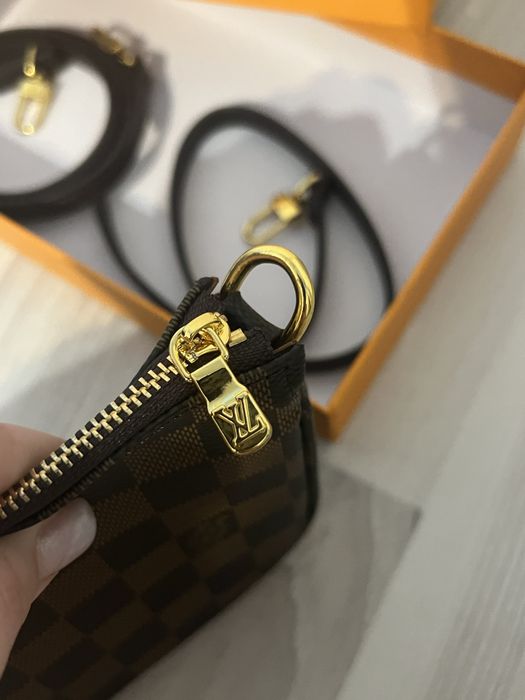 Louis Vuitton Pochette Accessoires NM