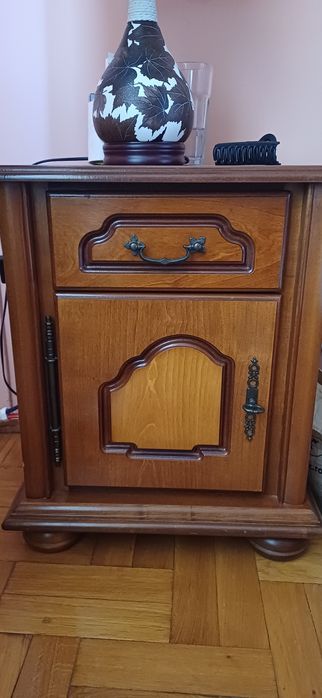 Mobila lemn masiv clasica