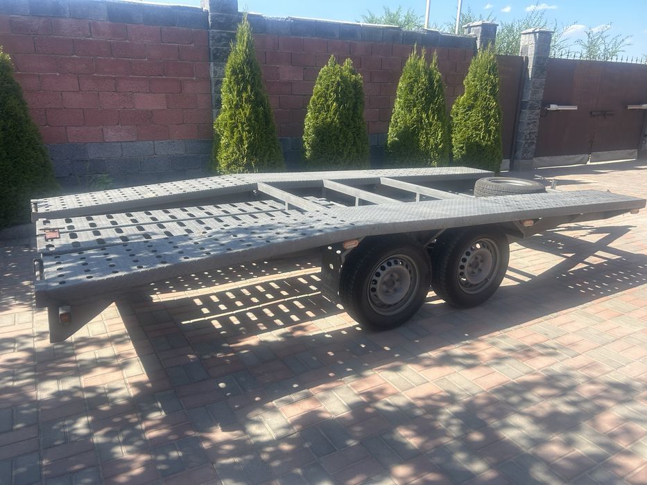 Продам прицеп Лаффет