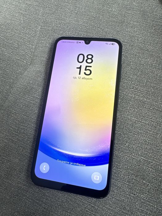 Samsung a25 много запазен