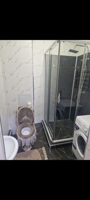 Квартира кизларга
