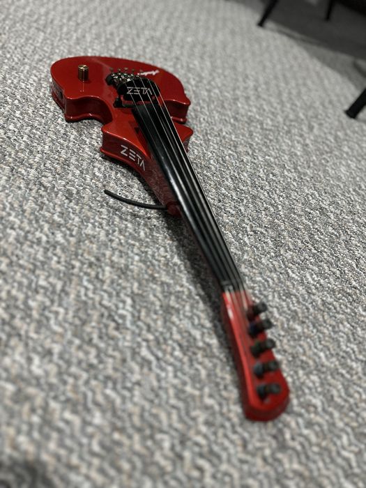 Vand vioara zeta sunet cald si placut