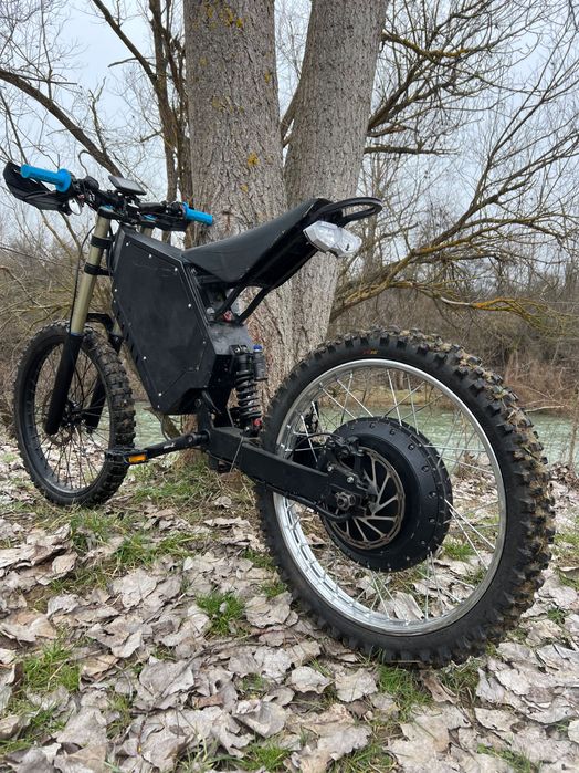 SurRon - stealth bomber