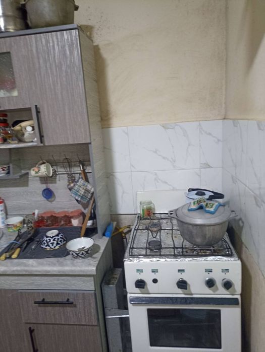 Срочно Продаётся Мирабад Авиагородок 3/1/5 ремонт средний локации топ