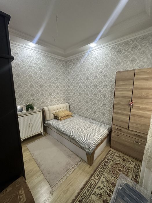 Сдается Коттедж в Аренду 1.6соток 5 комнат Хонобод