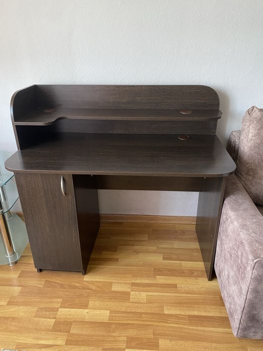 Компьютерный стол 20000 тенге