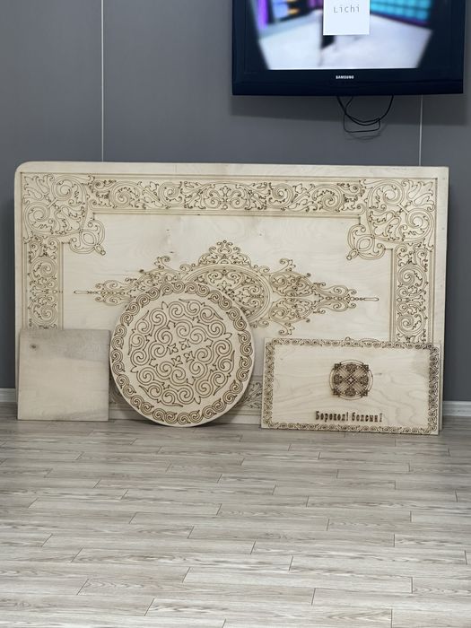 Продам стол 3 метровый