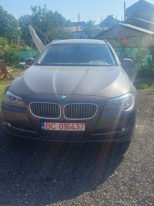 BMW F11 panoramic 2012