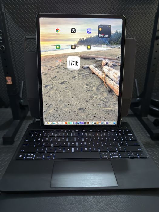 Перфектен * Apple - iPad Air M3, 13'', 2025, 8GB/128GB, Space Grey *