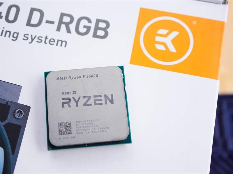 Ryzen 5 5600g + cooler stock