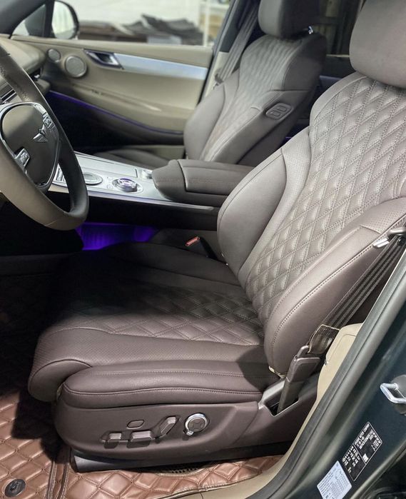 Перетяжка салона автомобиля, мото сидений , дверных карт и т.д