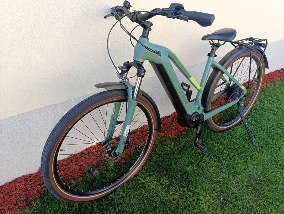 Електрически Велосипед CUBE TOURING ON1  S/28