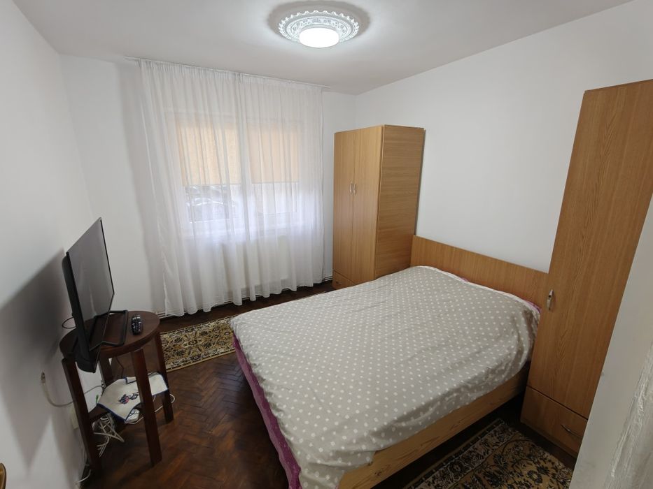 Închiriere apartament 2 camere