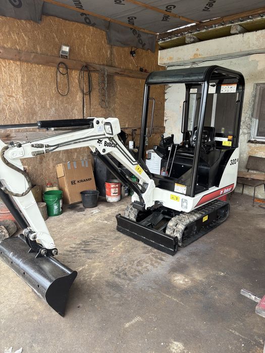 Miniexcavator BOBCAT 320