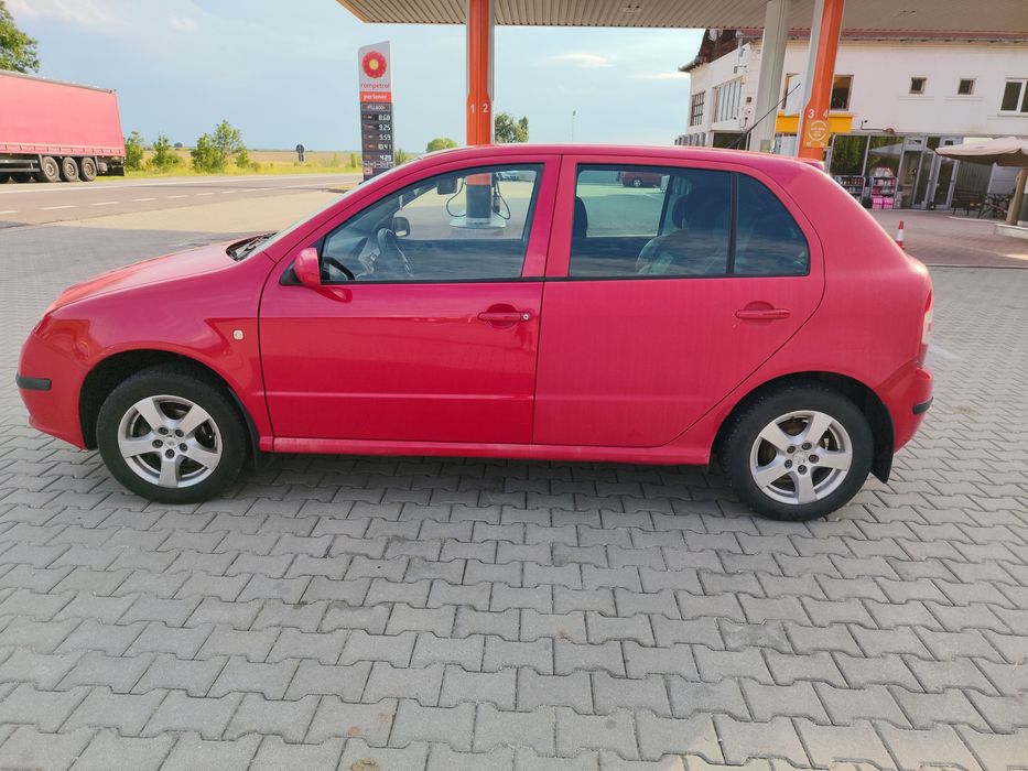 Vând Skoda Fabia
