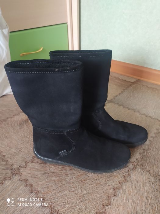 Продам босоножки на девочку и др обувь