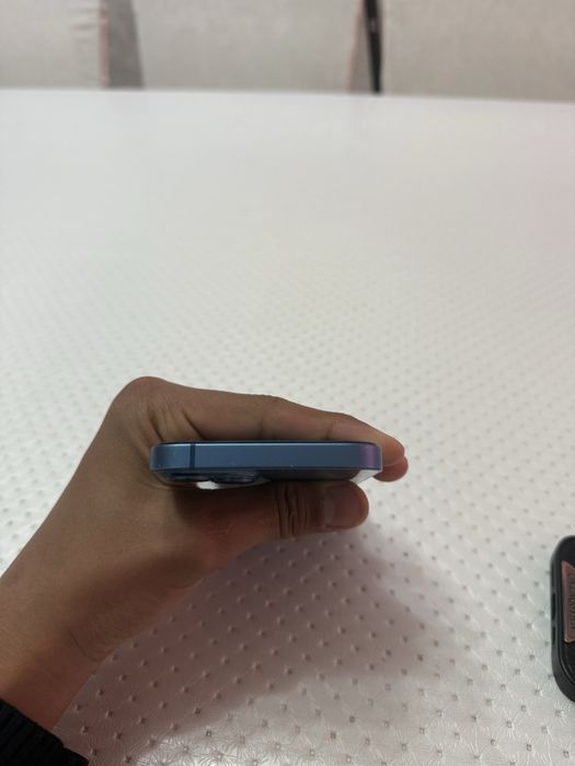 iPhone 13 Айфон 13