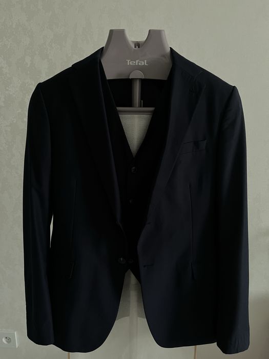 Темно-синий Костюм тройка