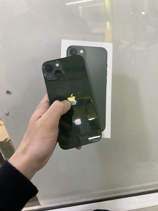 Продам iphone 13 128gb