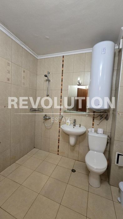 Дава се под наем Двустаен апартамент в Варна, Бриз - 81 кв.м за 500 € - Снимка #7