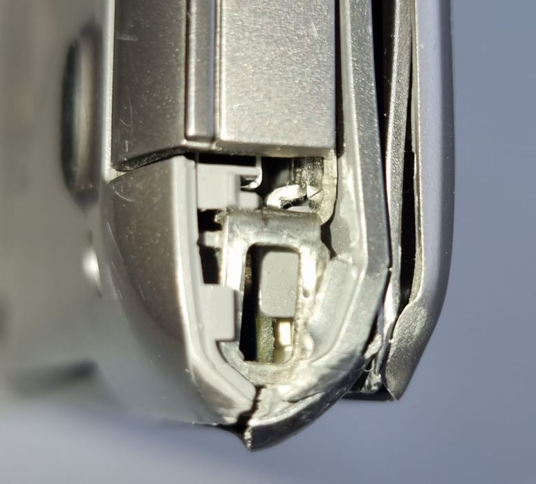 Продам ноутбук Samsung series 5 ultra.