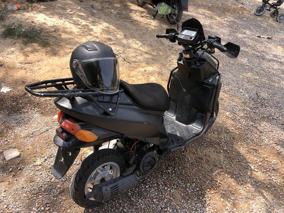 Skuter sotiladi 150 kub