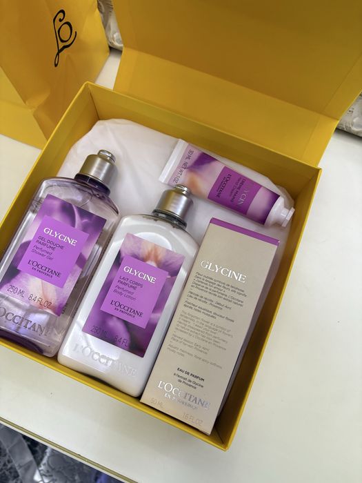 Набор Loccitane для душа и парфюм